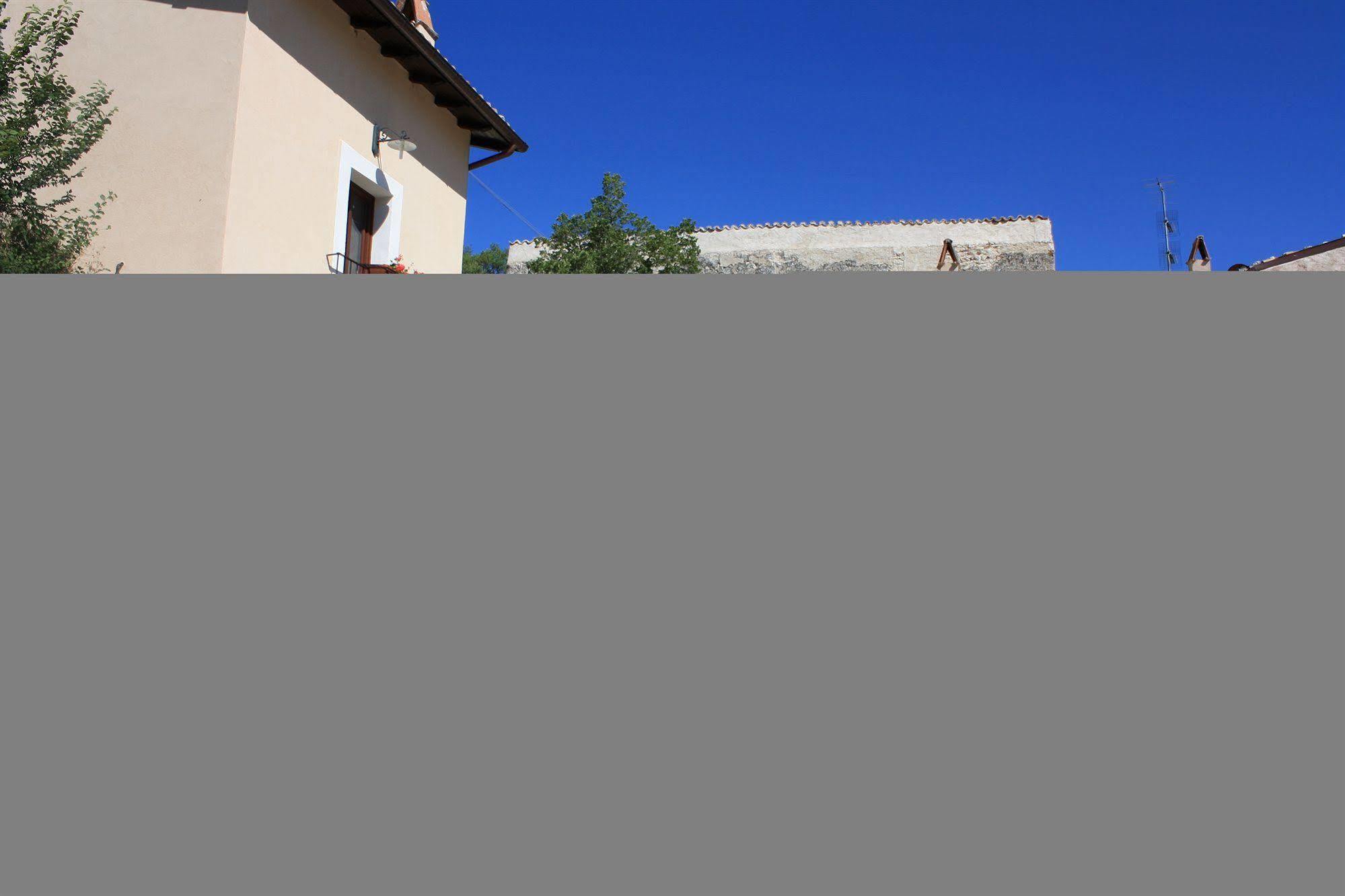 La Casa Sù Le Dimore Del Borgo Santo Stefano Di Sessanio Esterno foto