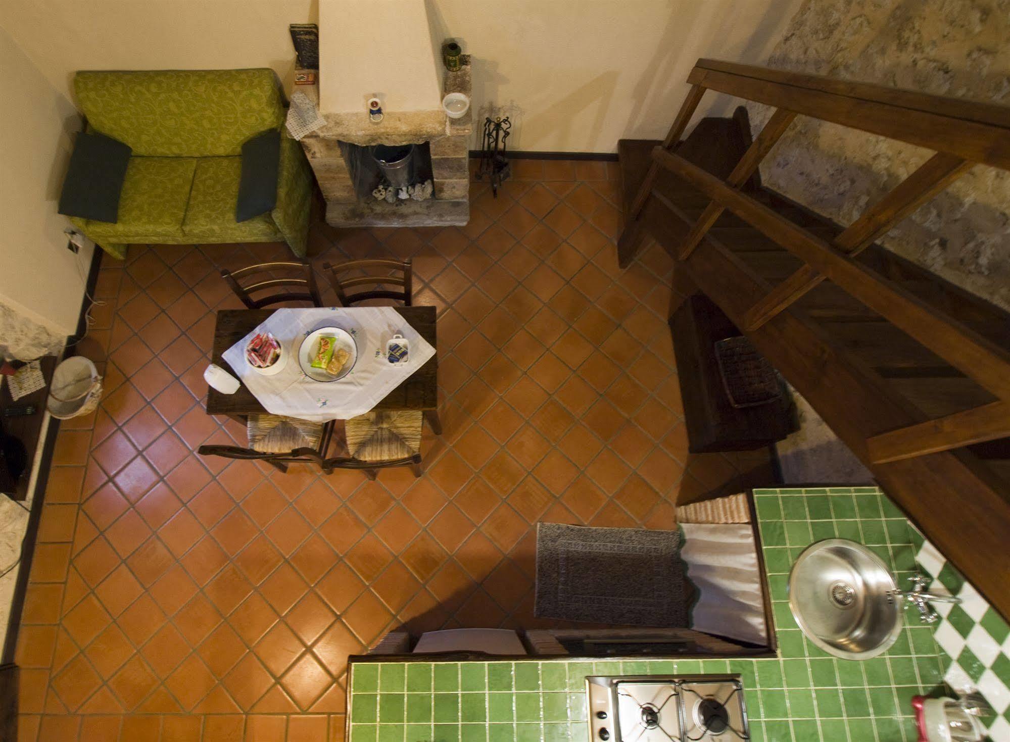 La Casa Sù Le Dimore Del Borgo Santo Stefano Di Sessanio Esterno foto