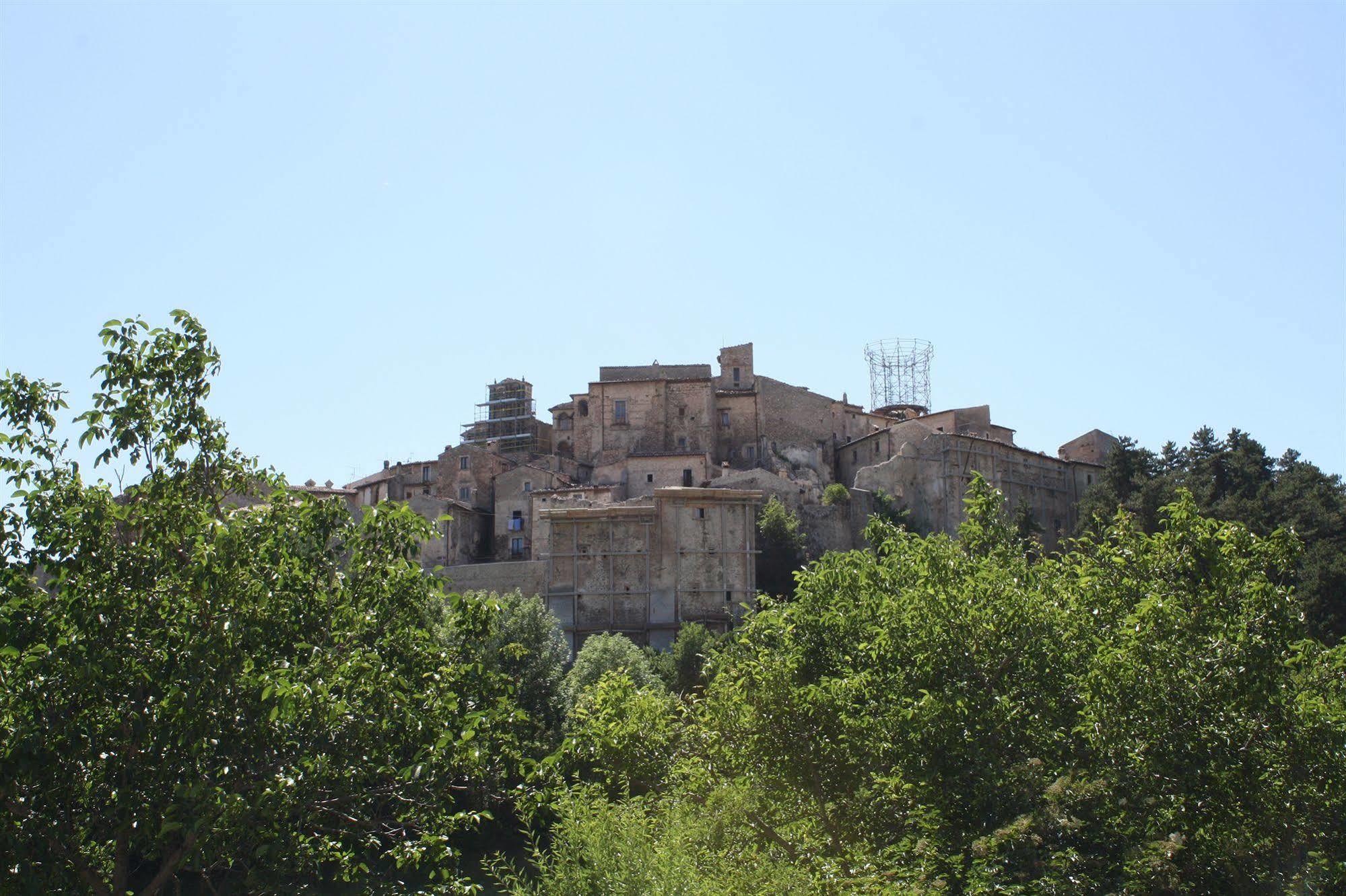 La Casa Sù Le Dimore Del Borgo Santo Stefano Di Sessanio Esterno foto