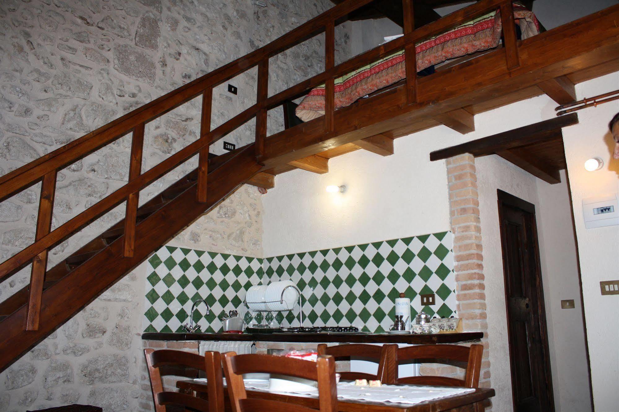 La Casa Sù Le Dimore Del Borgo Santo Stefano Di Sessanio Esterno foto